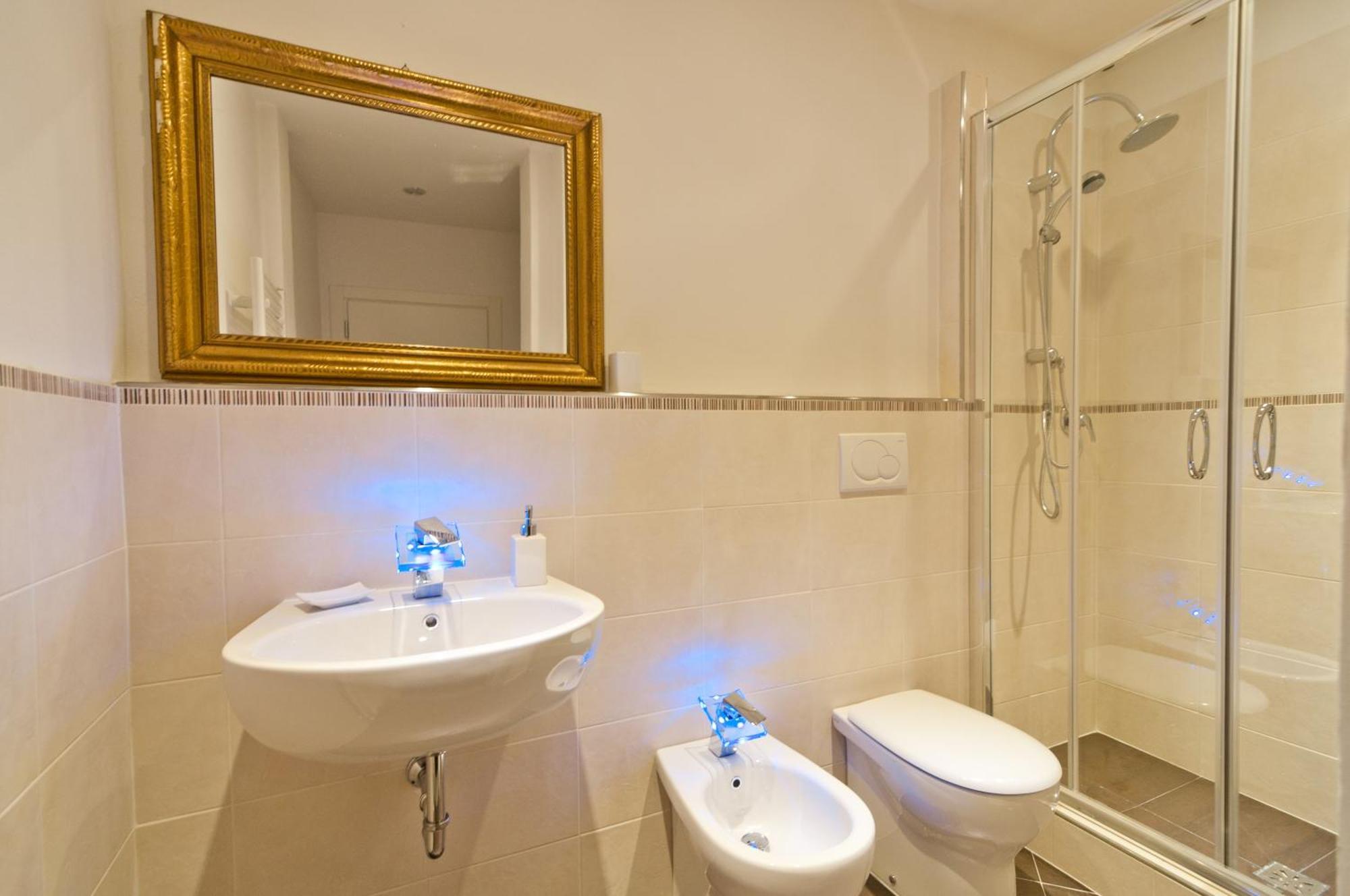 פירנצה Art Apartment Santo Spirito Matteo מראה חיצוני תמונה